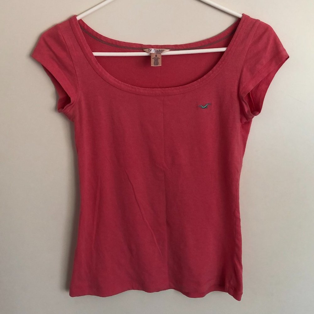 Hollister Tee